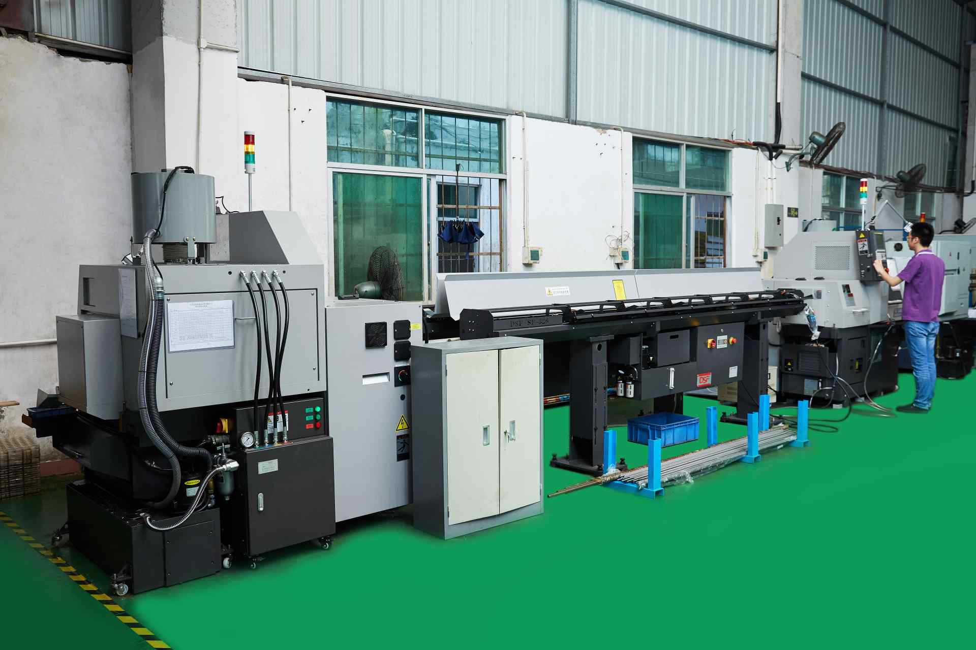 Precision CNC Tunring Center Workshop of Precision Machining China
